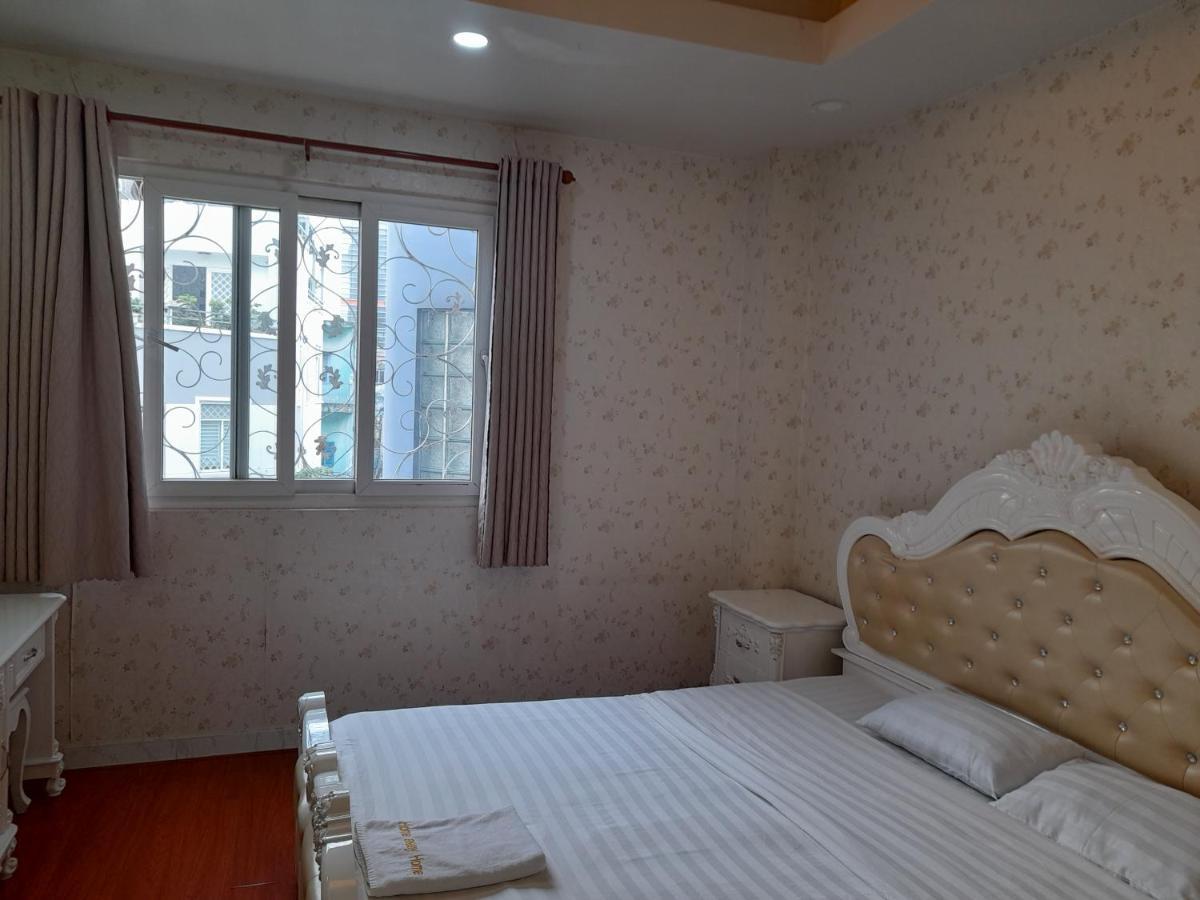 Home Away Home Hostel Хошимин Экстерьер фото