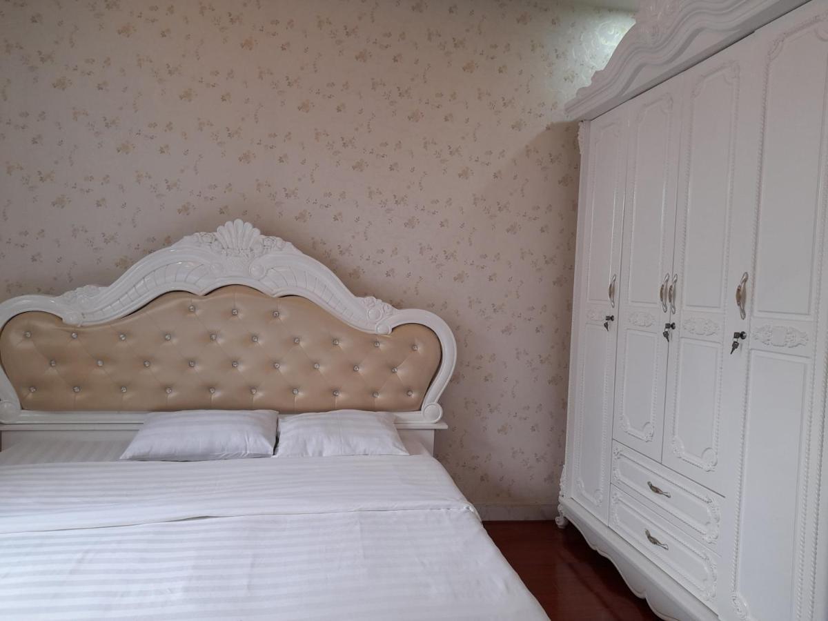 Home Away Home Hostel Хошимин Экстерьер фото